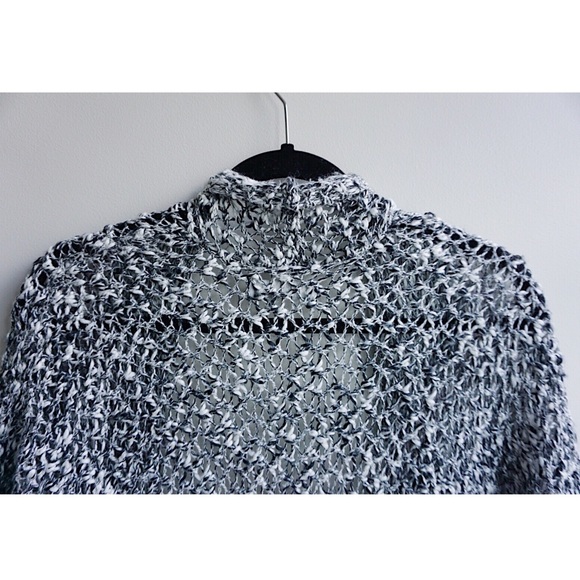 Abercrombie & Fitch Oversized Short Sleeve Sweater - Picture 8 of 8